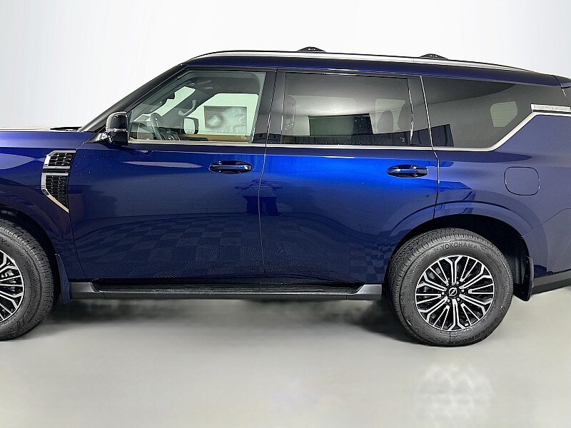 2025 Nissan Armada SL photo 4