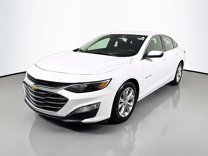 2023 Chevrolet Malibu 1LT photo 3