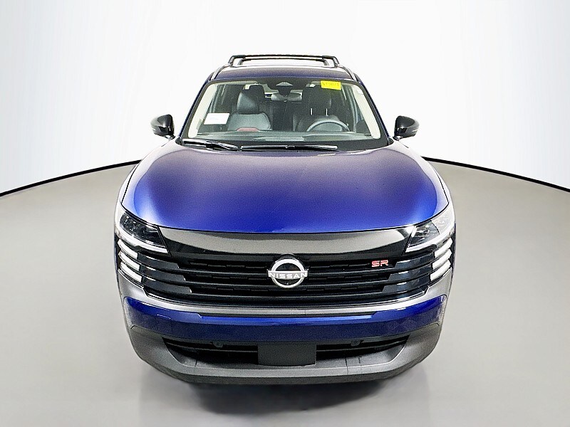 2026 Nissan Kicks SR photo 2