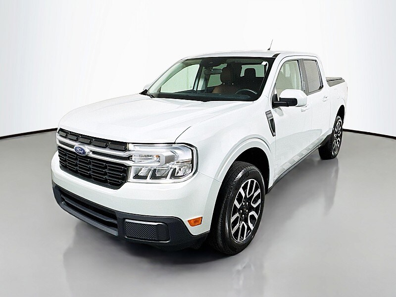 2023 Ford Maverick Lariat photo 3