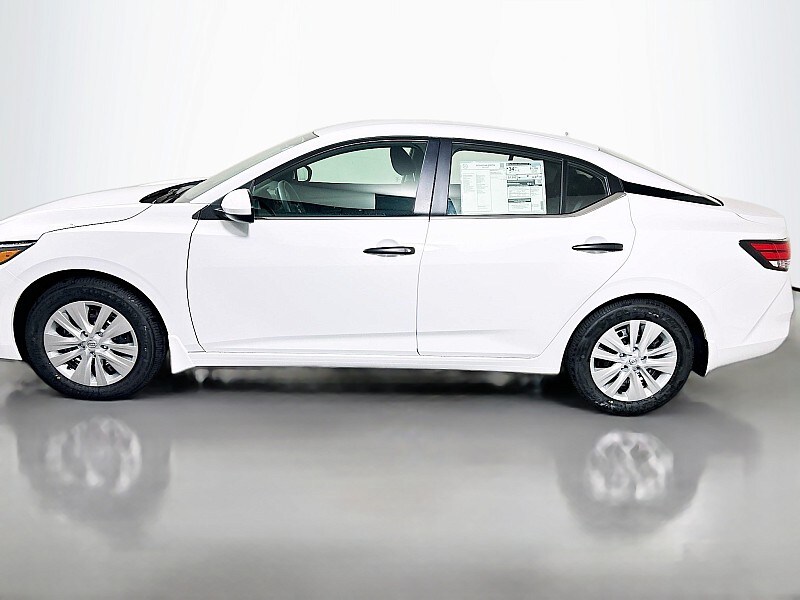 2025 Nissan Sentra S photo 4