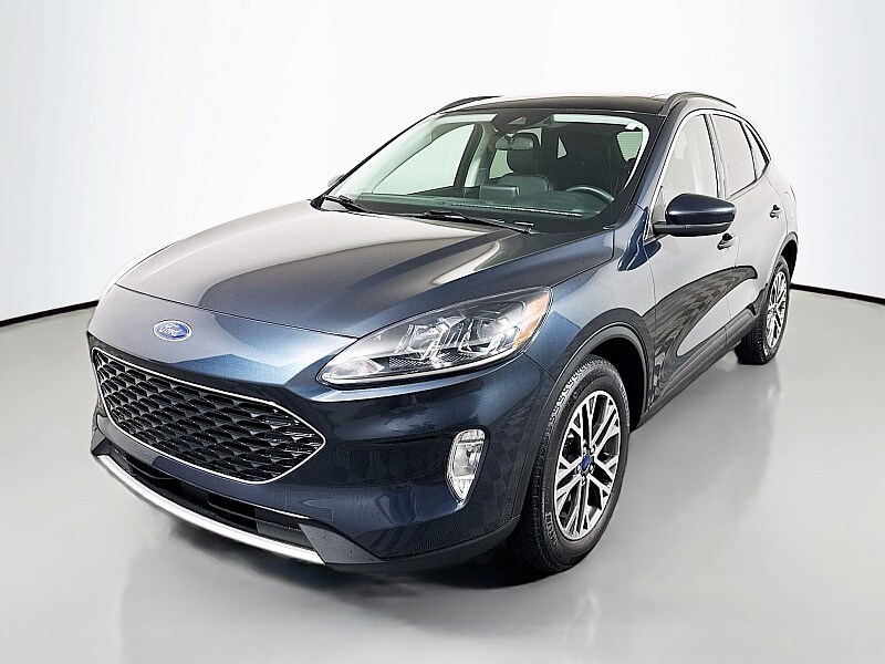 2022 Ford Escape SEL photo 3