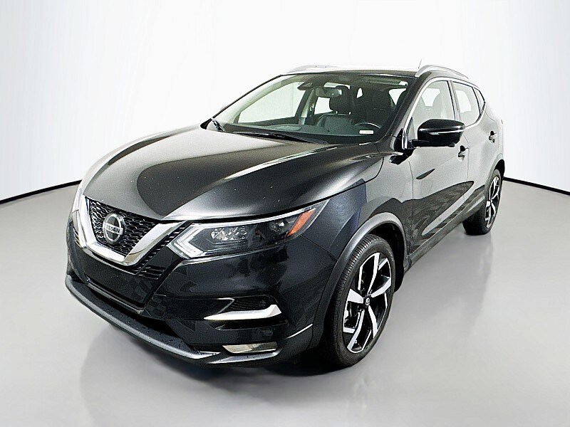 2022 Nissan Rogue Sport SL photo 3
