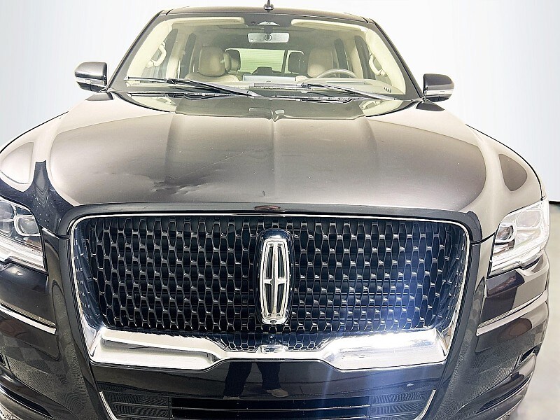2022 Lincoln Navigator Reserve photo 2