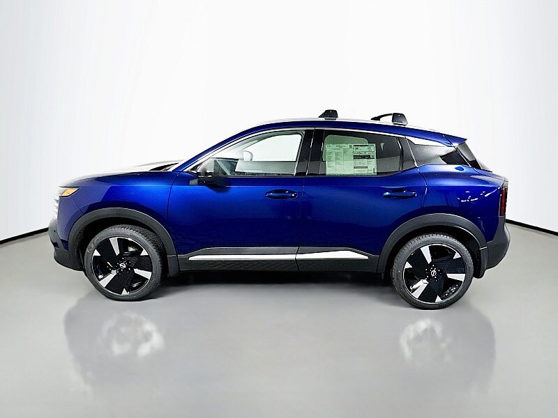 2026 Nissan Kicks SR photo 4