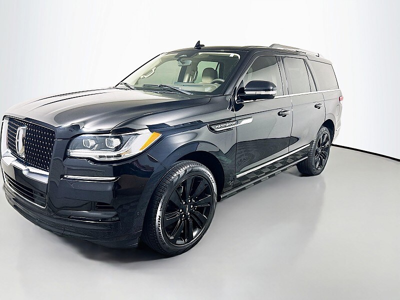 2022 Lincoln Navigator Reserve photo 3