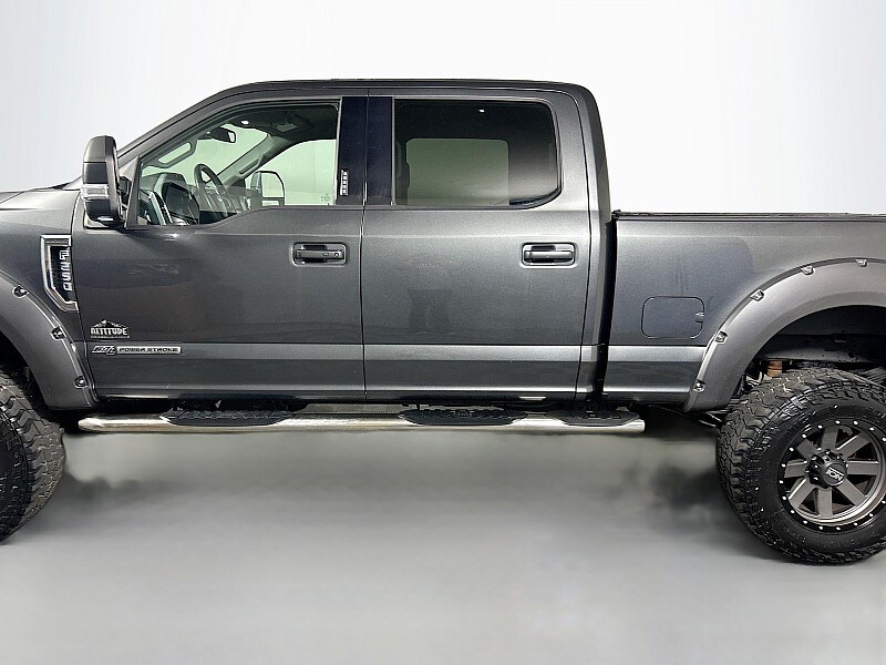 2018 Ford F-250 Lariat photo 4