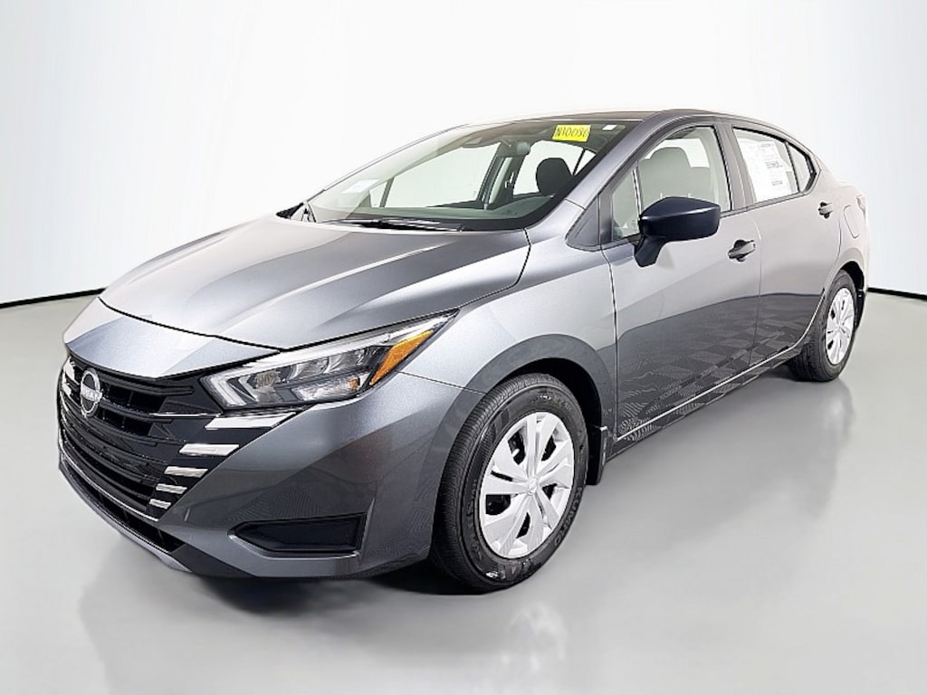 New 2025 Nissan Versa 1.6 S Sedan