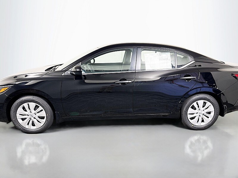 2025 Nissan Sentra S photo 4