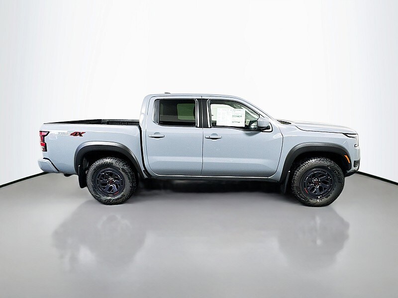 2025 Nissan Frontier PRO-4X - Photo 8