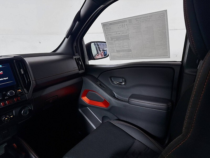 2025 Nissan Frontier PRO-4X - Photo 22