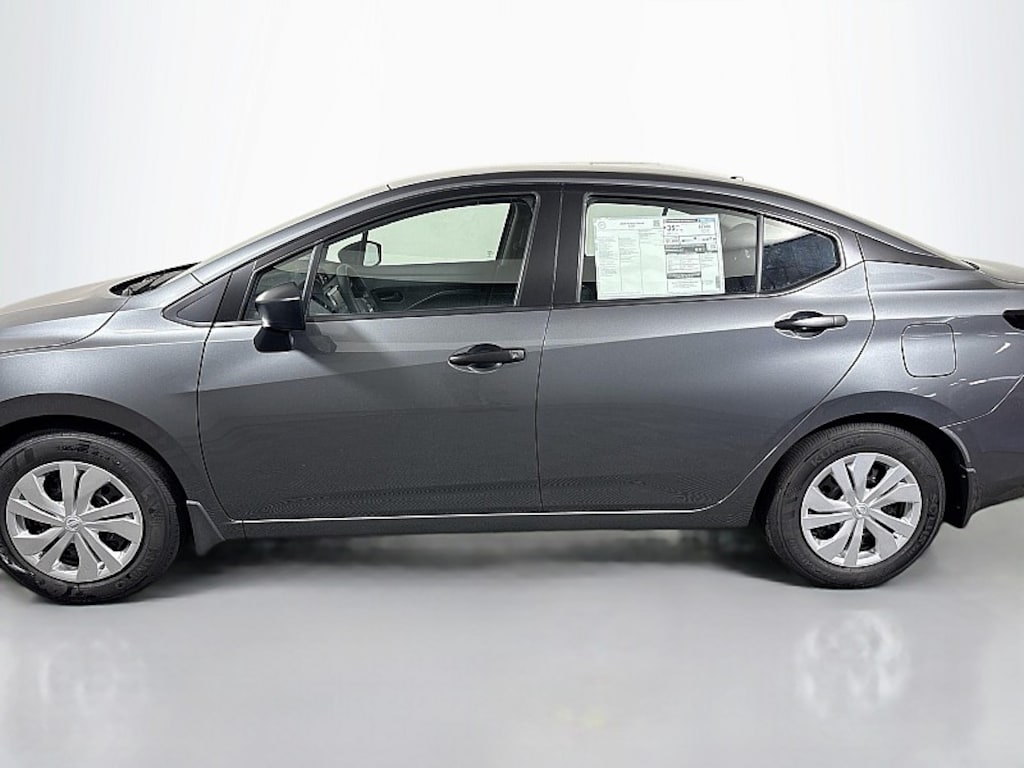 New 2025 Nissan Versa 1.6 S Sedan