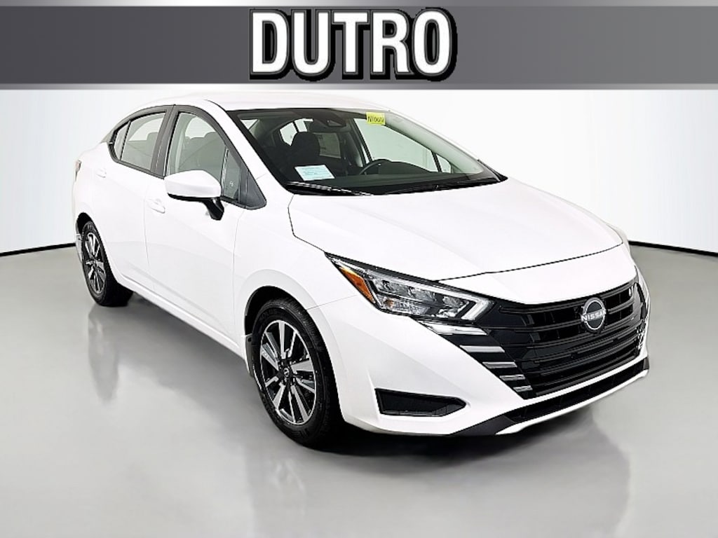 New 2025 Nissan Versa 1.6 SV Sedan