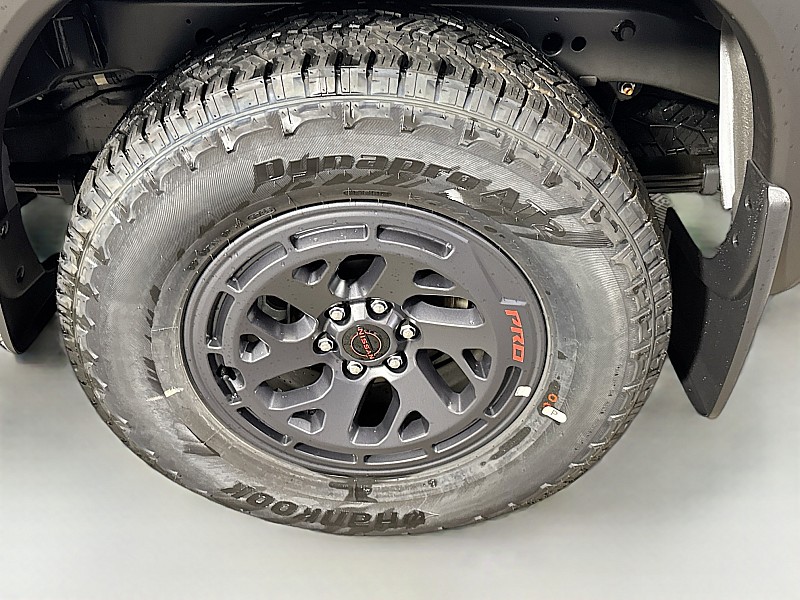 2025 Nissan Frontier PRO-4X - Photo 28