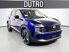 2026 Nissan Kicks SR SUV