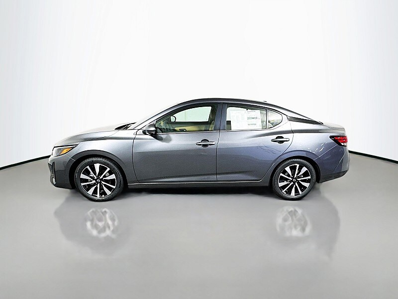 2025 Nissan Sentra SV photo 4