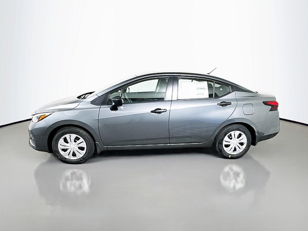 New 2025 Nissan Versa 1.6 S Sedan