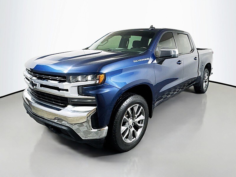 2021 Chevrolet Silverado 1500 LT photo 3