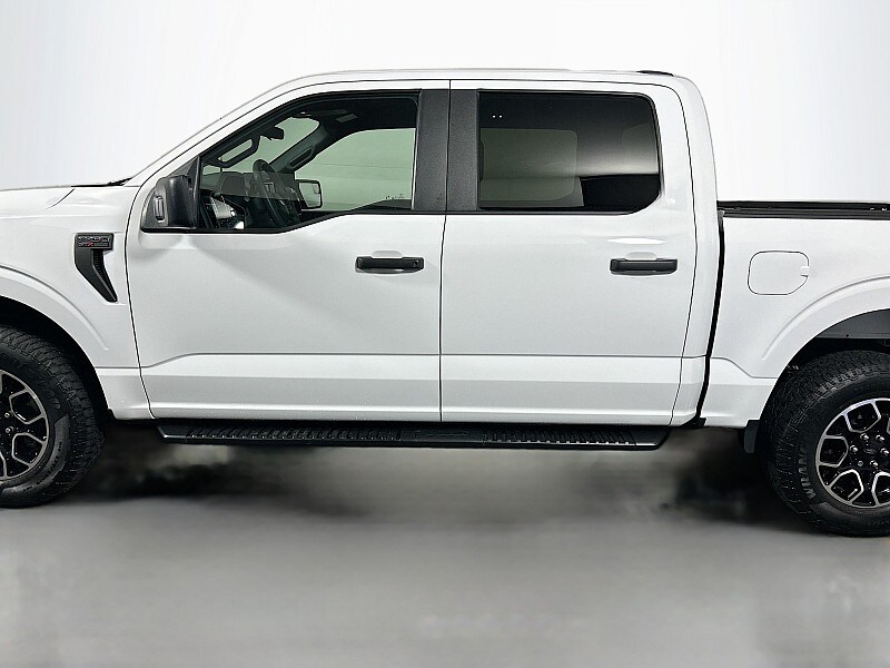 2022 Ford F-150 XL photo 4