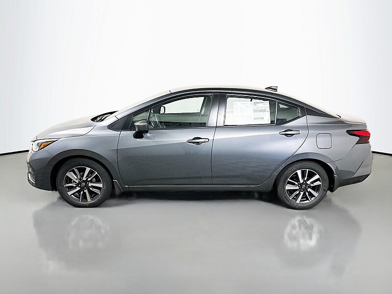 2025 Nissan Versa 1.6 SV photo 4