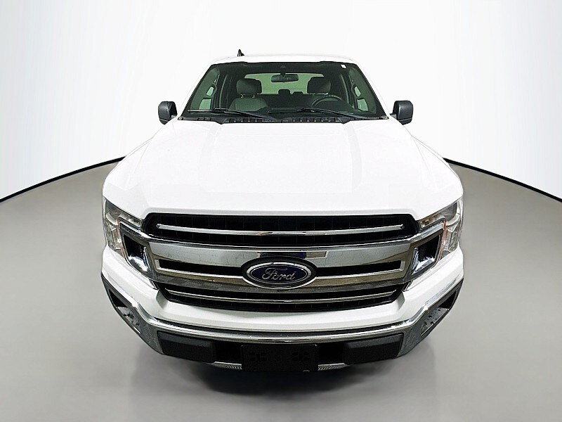 2019 Ford F-150 XLT photo 2