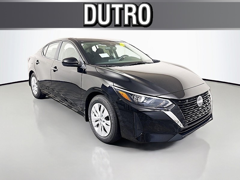 2025 Nissan Sentra S's photo