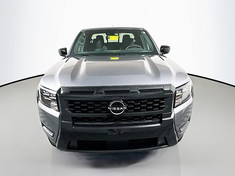2026 Nissan Frontier Crew Cab SV photo 2