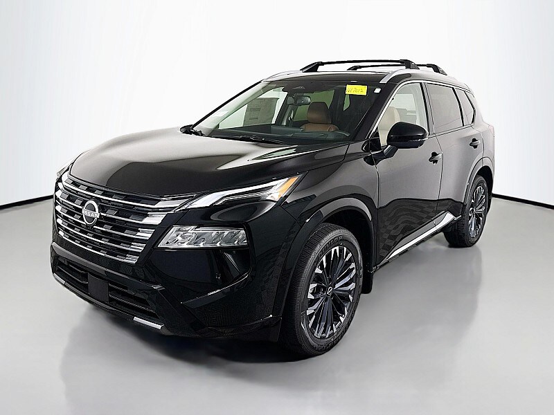 2026 Nissan Rogue Platinum photo 3