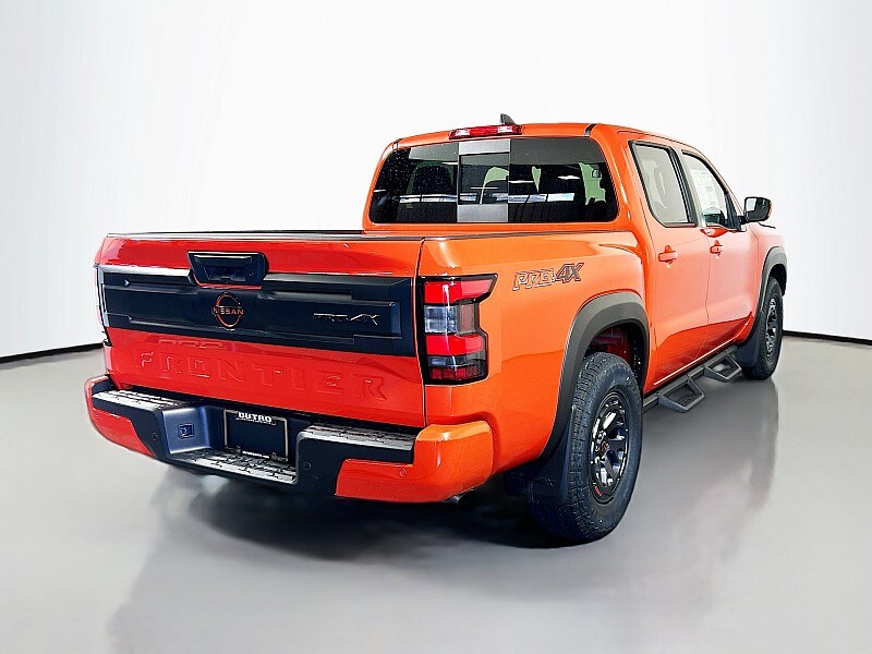 2025 Nissan Frontier PRO-4X - Photo 7
