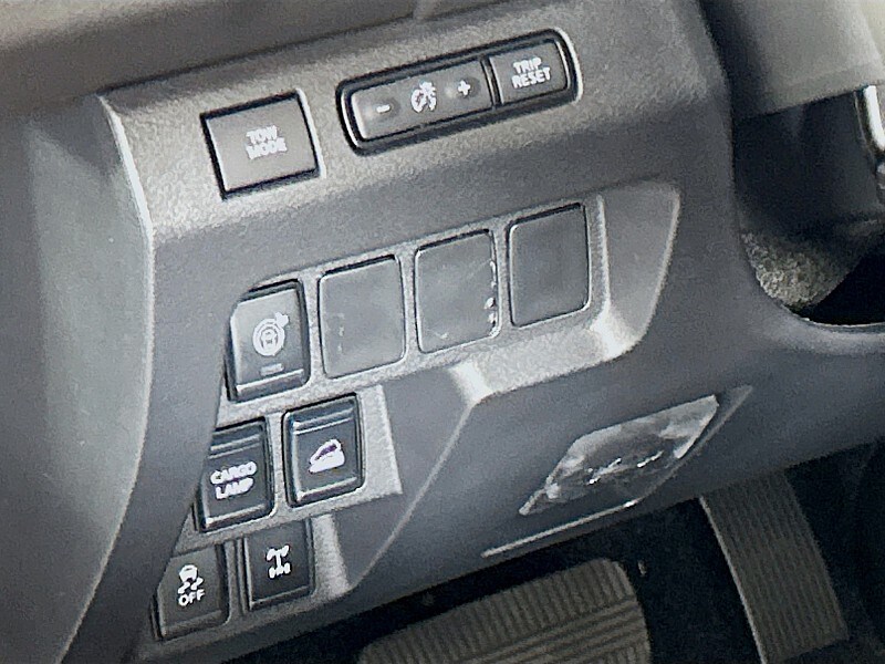 2025 Nissan Frontier PRO-4X - Photo 10