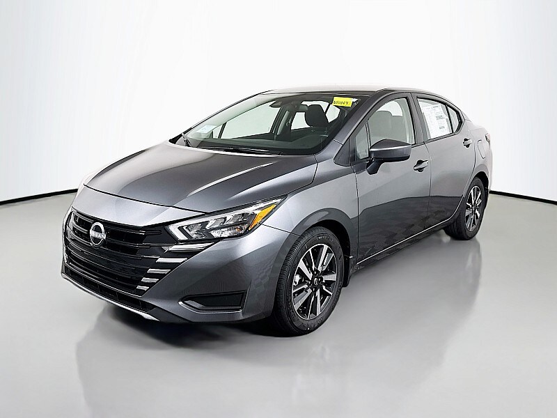 2025 Nissan Versa 1.6 SV photo 3