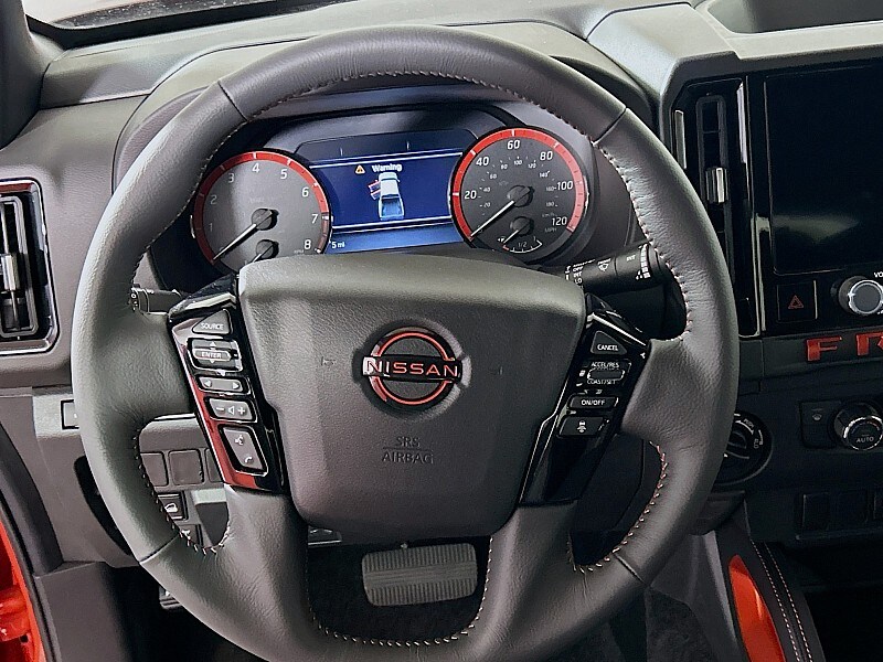 2025 Nissan Frontier PRO-4X - Photo 12