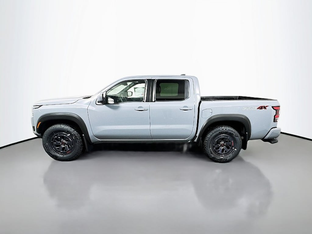 New 2025 Nissan Frontier PRO-4X Truck
