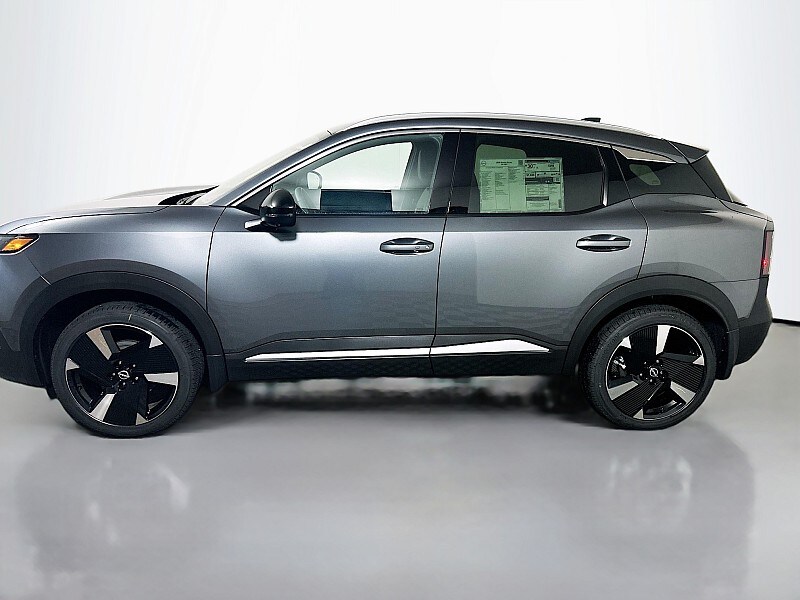 2026 Nissan Kicks SR photo 3