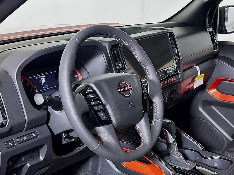 2025 Nissan Frontier PRO-4X - Photo 9
