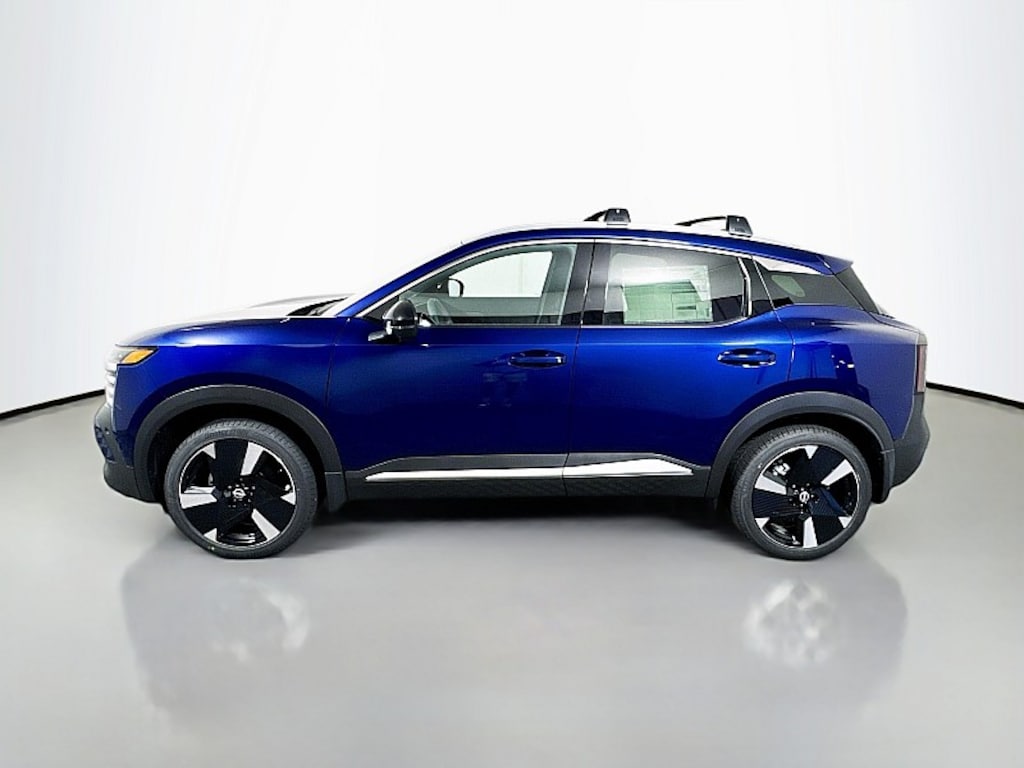 New 2026 Nissan Kicks SR SUV