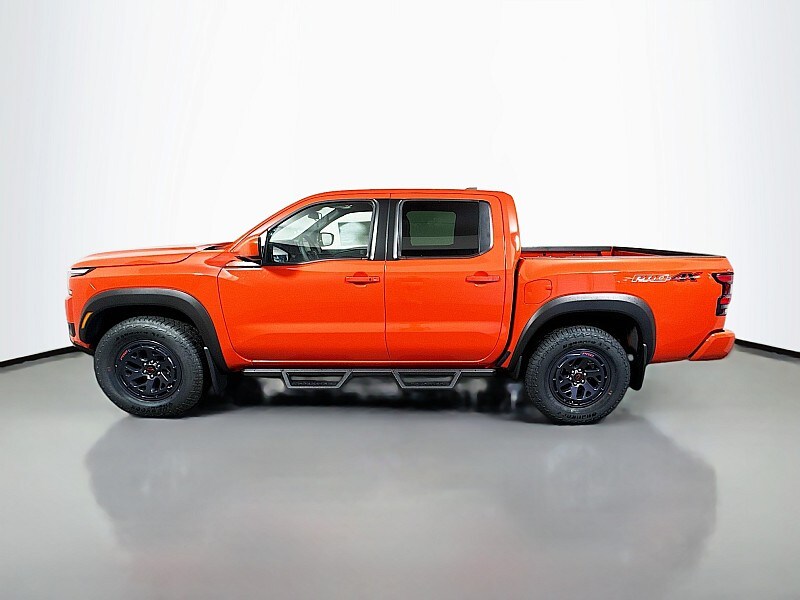 2025 Nissan Frontier Crew Cab PRO-4X photo 4
