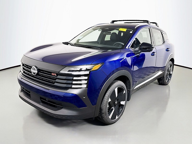 2026 Nissan Kicks SR photo 3