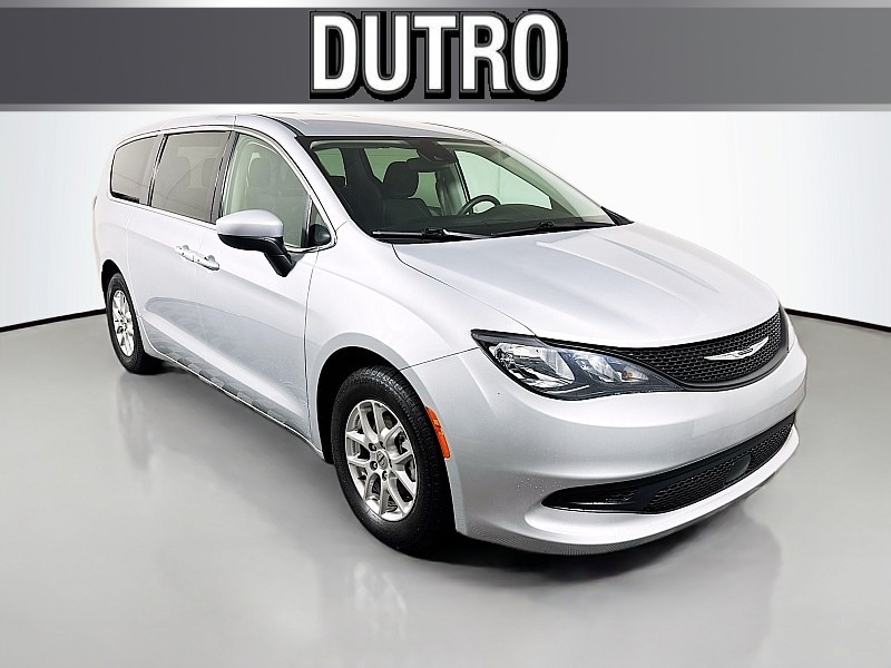 2023 Chrysler Voyager