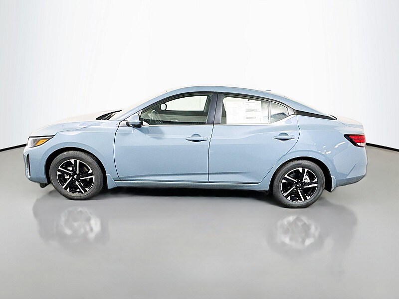 2025 Nissan Sentra SV photo 4