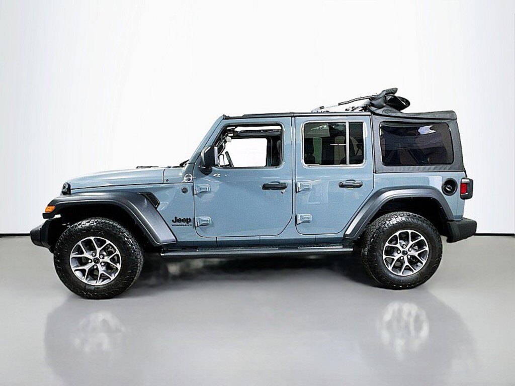 Used 2025 Jeep Wrangler Sport SUV