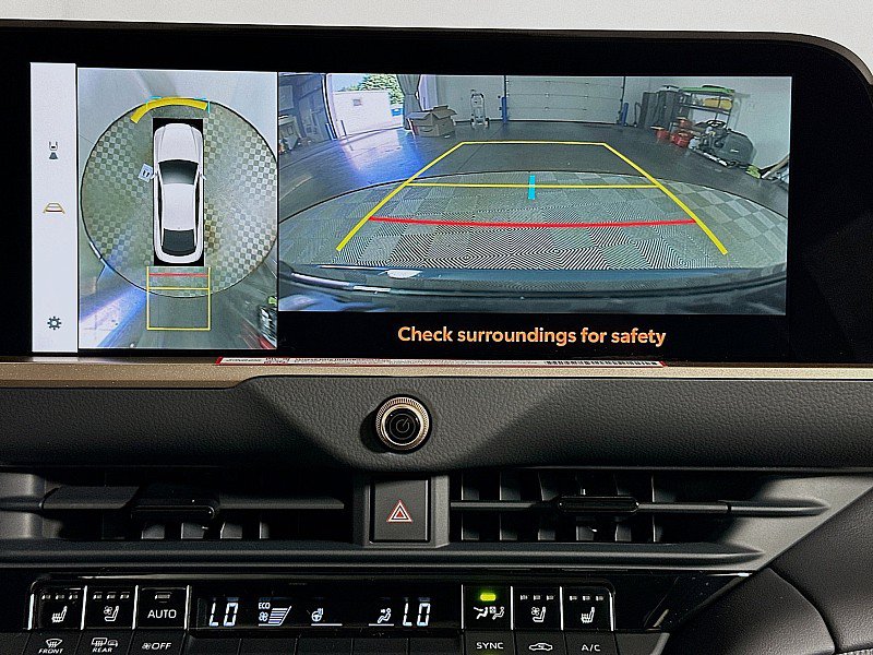 2026 Toyota Crown Platinum - Photo 18