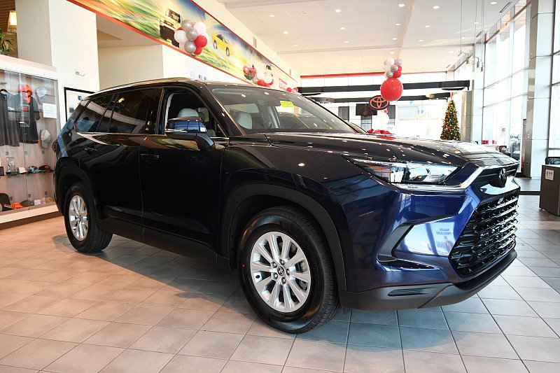 2026 Toyota Grand Highlander XLE's photo