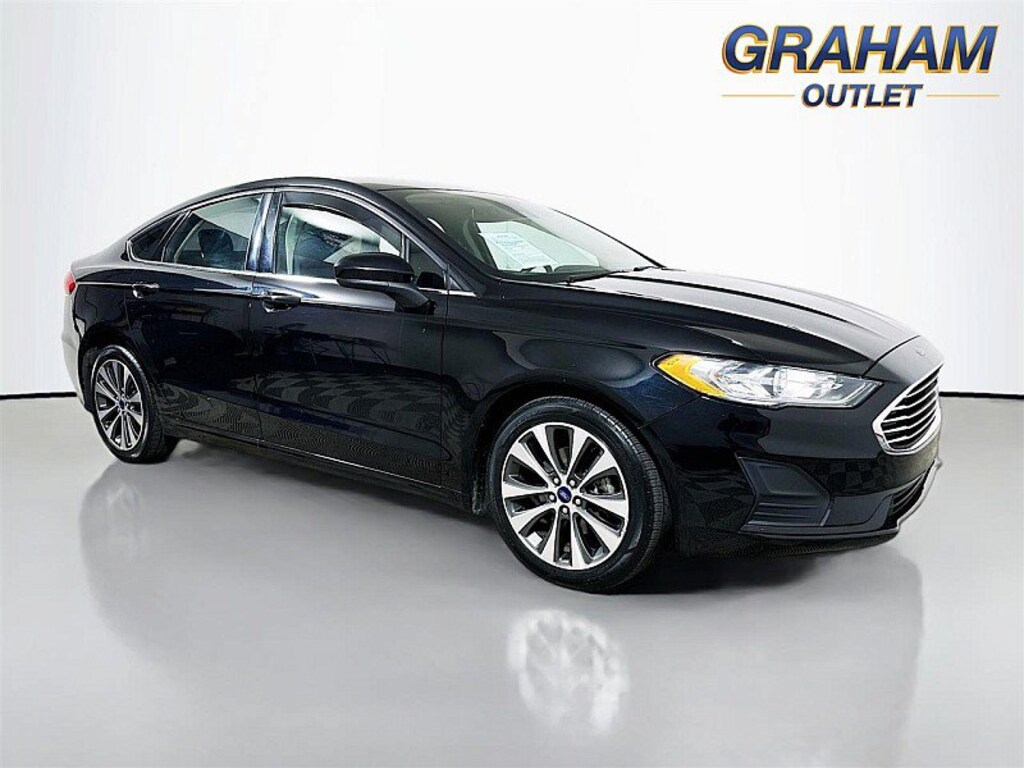 Used 2020 Ford Fusion SE Sedan
