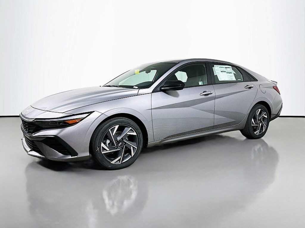 Used 2025 Hyundai Elantra SEL Sport Sedan