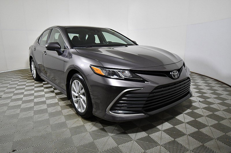 Used 2023 Toyota Camry LE with VIN 4T1C11BK9PU086633 for sale in Mansfield, OH