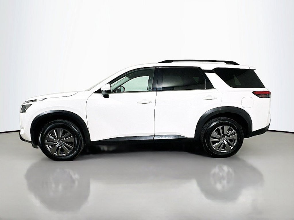 Used 2025 Nissan Pathfinder SV SUV