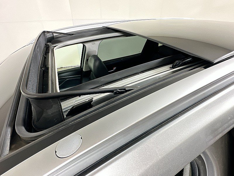 2022 Hyundai Santa Fe Limited - Photo 14