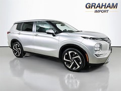 2023 Mitsubishi Outlander SE SUV