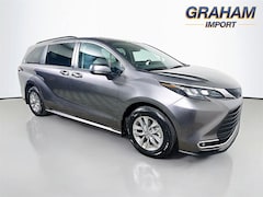 Used 2024 Toyota Sienna XLE 7 Passenger Van Passenger Van For Sale in Mansfield, OH